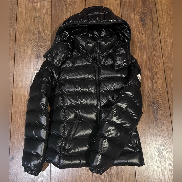 Moncler - Picture 1 of 10